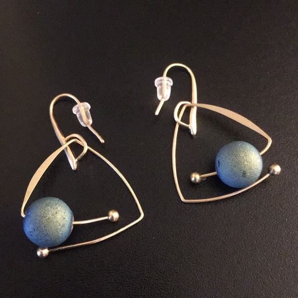 NWB Unique Gold and Blue Druzy Nugget Earrings - Picture 9 of 12